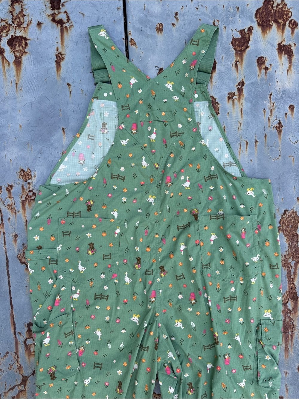 Limited Edition Duluth Heirloom
Gardening Overalls - Picture 7 of 11